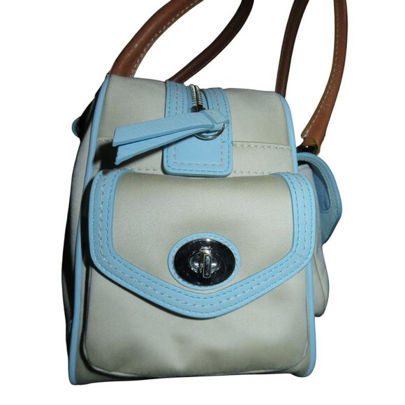 Coach 2007 Hampton Sateen Leather satchel 4 turnlock pockets Daisy Flower Charm - Picture 4 of 13